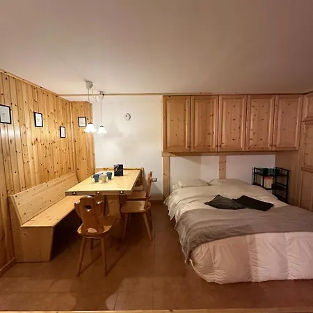 Wood Peak Appartement Clevolo